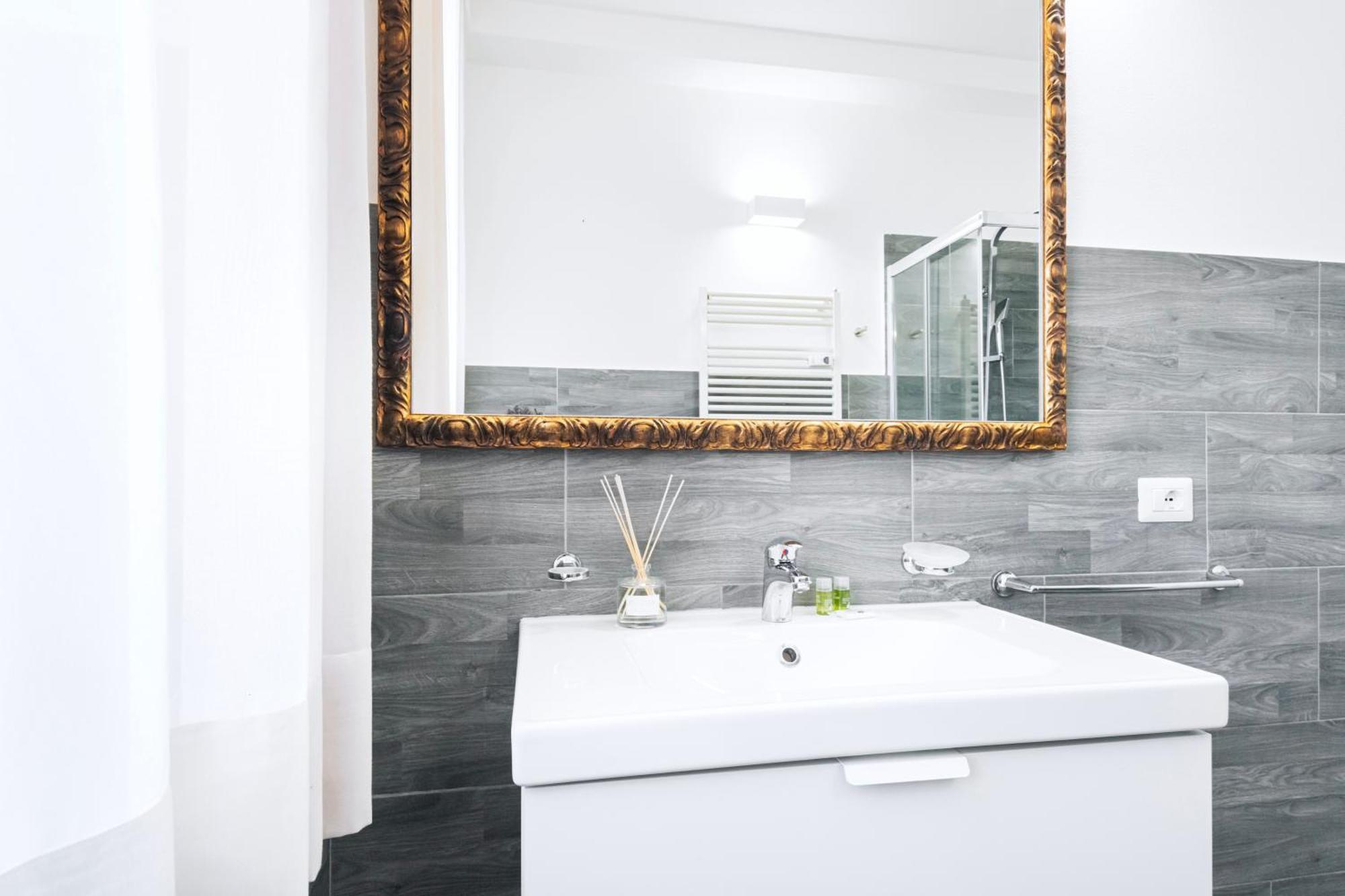 Easylife - Studio Moderno E Luminoso In Repubblica Milan Bagian luar foto